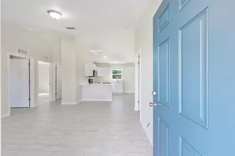 Entry Way - 10 Olive Ln, Ocala, FL 34472 photo 1 of 5