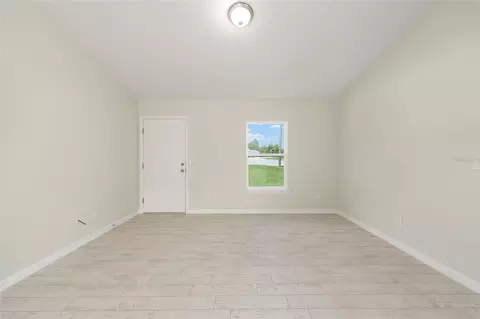 Living - 10 Olive Ln, Ocala, FL 34472 photo 3 of 4