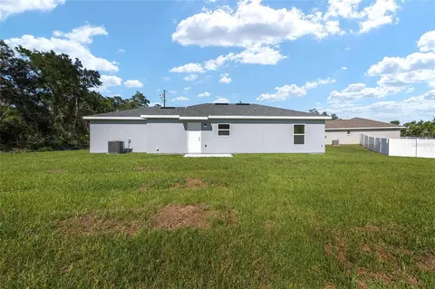 Exterior - 10 Olive Ln, Ocala, FL 34472 photo 10 of 13