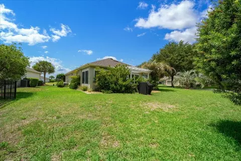 Exterior - 9841 SW 75th Street Rd, Ocala, FL 34481 photo 5 of 10