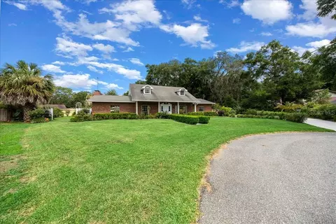 Exterior - 2300 SE 38th Ct, Ocala, FL 34471 photo 23 of 33