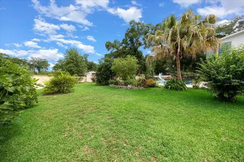 Exterior - 2300 SE 38th Ct, Ocala, FL 34471 photo 18 of 33