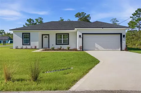 14 Fisher Pl, Ocklawaha, FL 32179