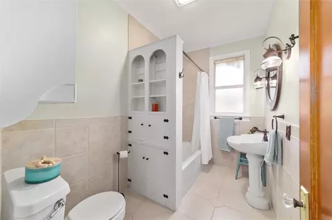 Bath - 505 SE Sanchez Ave, Ocala, FL 34471 photo 1 of 2