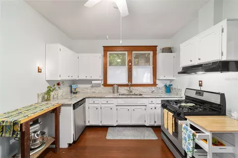 Kitchen - 505 SE Sanchez Ave, Ocala, FL 34471 photo 2 of 2