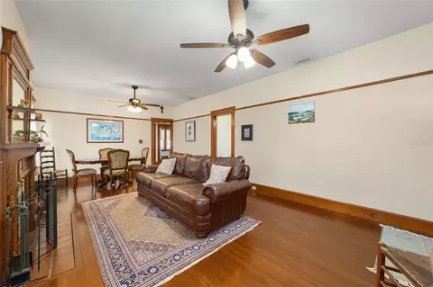 Living - 505 SE Sanchez Ave, Ocala, FL 34471 photo 2 of 4