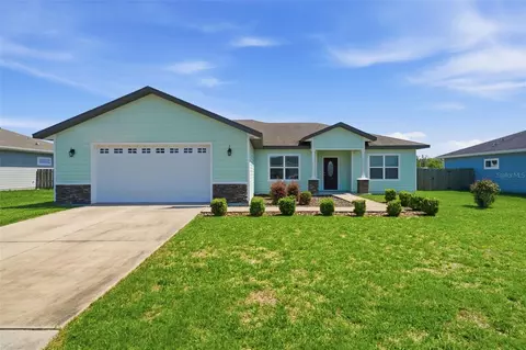 23051 NW 4th Pl, Newberry, FL 32669