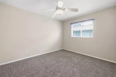 Bedroom - 5450 NW 25th Loop, Ocala, FL 34482 photo 3 of 4
