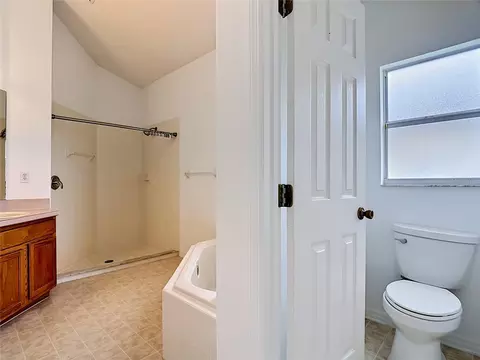 Bath - 16706 Hidden Spring Dr, Clermont, FL 34714 photo 1 of 8