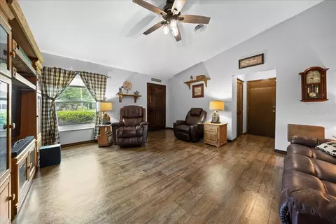 Living - 43 Banyan Dr, Ocala, FL 34472 photo 2 of 2