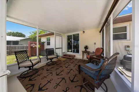 Exterior - 43 Banyan Dr, Ocala, FL 34472 photo 4 of 12