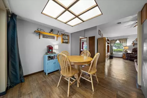 Dining - 43 Banyan Dr, Ocala, FL 34472 photo 2 of 2
