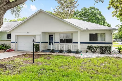 9755 SW 94th Ter #D, Ocala, FL 34481