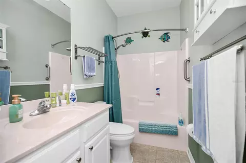 Bath - 7981 SW 81st Loop, Ocala, FL 34476 photo 3 of 3