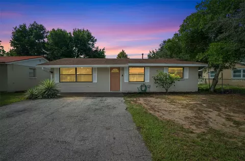 1300 Sherman Ave, Tavares, FL 32778