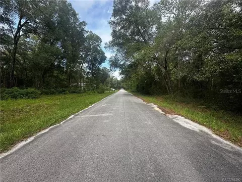 3698 E Johnson Pl, Inverness, FL 34453