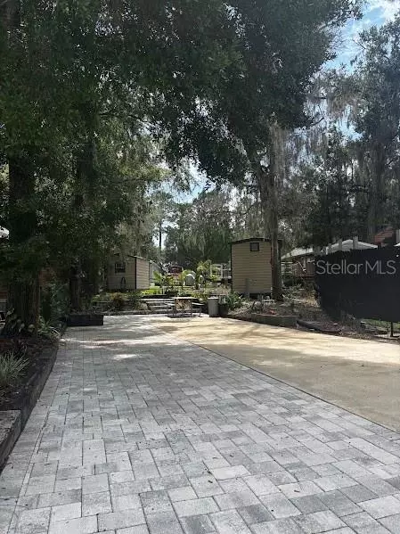 25244 NE 143rd St #180, Salt Springs, FL 32134