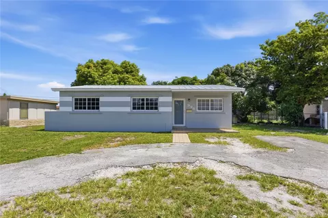 Other - 998 W 68th St, Hialeah, FL 33014 photo 3 of 5