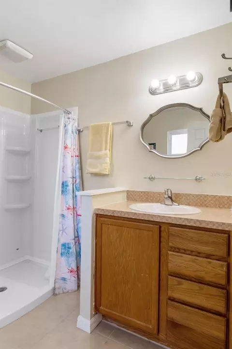 Bath - 4469 Keyes Ave, Spring Hill, FL 34606 photo 5 of 5