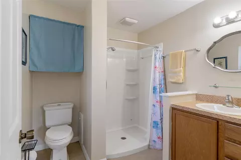 Bath - 4469 Keyes Ave, Spring Hill, FL 34606 photo 3 of 5