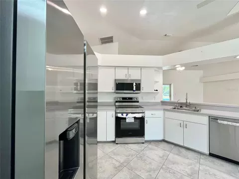 Kitchen - 7558 SW 103rd Loop, Ocala, FL 34476 photo 4 of 4
