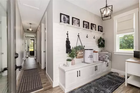 Entry Way - 2152 NE 120th Pl, Anthony, FL 32617 photo 4 of 7