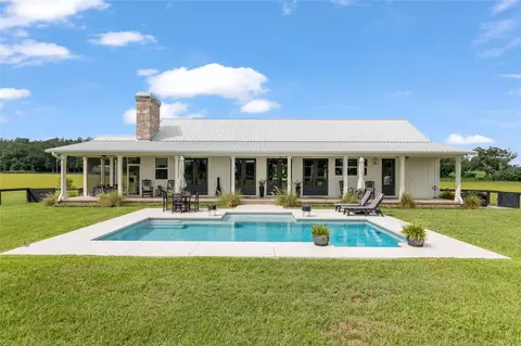 Exterior - 2152 NE 120th Pl, Anthony, FL 32617 photo 2 of 24