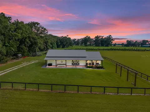Exterior - 2152 NE 120th Pl, Anthony, FL 32617 photo 23 of 24