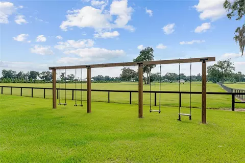 Exterior - 2152 NE 120th Pl, Anthony, FL 32617 photo 22 of 24