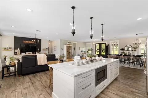 Kitchen - 2152 NE 120th Pl, Anthony, FL 32617 photo 5 of 8