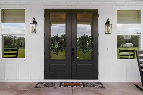 Entry Way - 2152 NE 120th Pl, Anthony, FL 32617 photo 1 of 7
