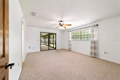 Bedroom - 4508 SE 2nd Pl, Ocala, FL 34471 photo 1 of 5