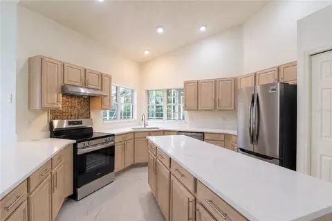 Kitchen - 7649 SW 103rd Loop, Ocala, FL 34476 photo 6 of 6