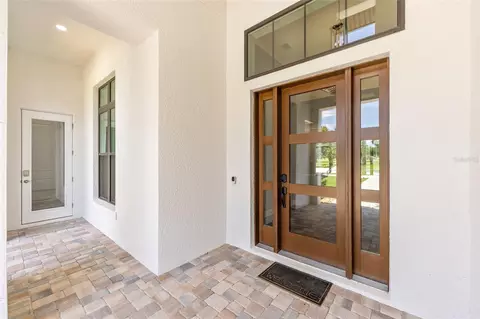 Entry Way - 950 SE 80th St, Ocala, FL 34480 photo 1 of 6
