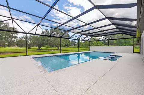 Exterior - 950 SE 80th St, Ocala, FL 34480 photo 13 of 14