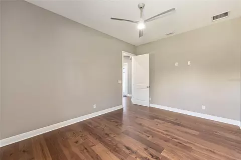 Bedroom - 950 SE 80th St, Ocala, FL 34480 photo 6 of 8