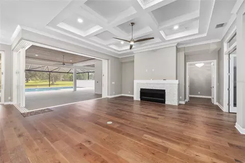 Living - 950 SE 80th St, Ocala, FL 34480 photo 4 of 6