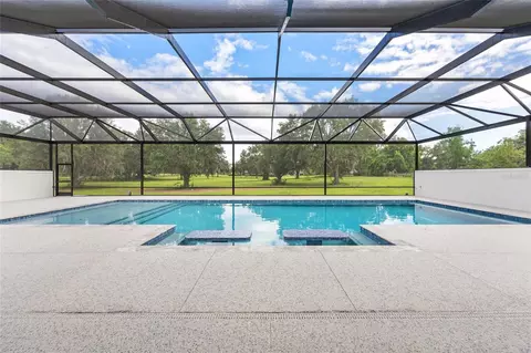 Exterior - 950 SE 80th St, Ocala, FL 34480 photo 8 of 14