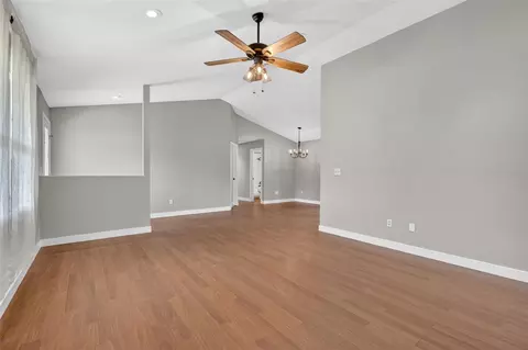 Living - 8857 Juniper Rd, Ocala, FL 34480 photo 4 of 6
