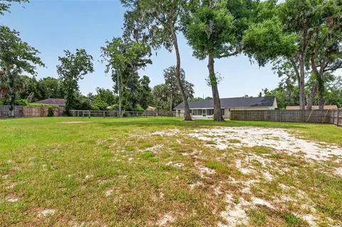Exterior - 8857 Juniper Rd, Ocala, FL 34480 photo 7 of 11