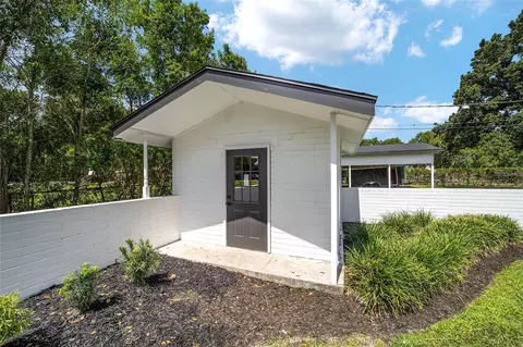 Exterior - 4824 SE 3rd St, Ocala, FL 34471 photo 12 of 19