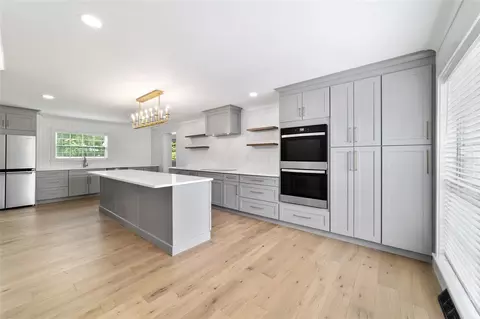 Kitchen - 4824 SE 3rd St, Ocala, FL 34471 photo 8 of 10