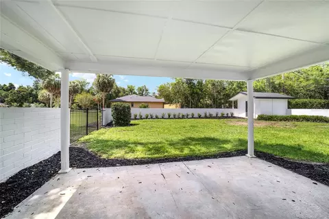 Exterior - 4824 SE 3rd St, Ocala, FL 34471 photo 6 of 19