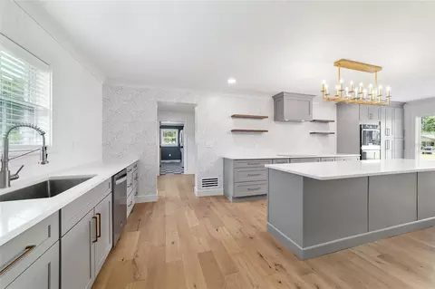 Kitchen - 4824 SE 3rd St, Ocala, FL 34471 photo 2 of 10