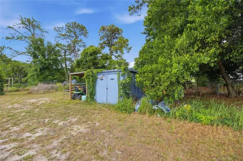 Exterior - 477 Spring Ln, Ocala, FL 34472 photo 5 of 8