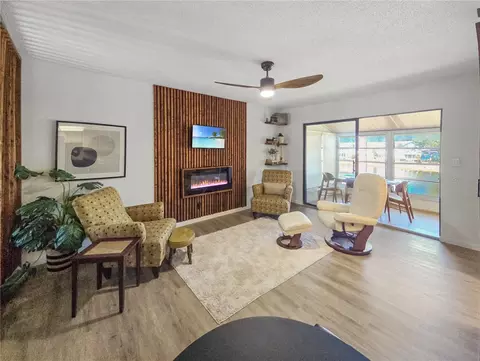 Living - 623 Midway Dr #B, Ocala, FL 34472 photo 1 of 2