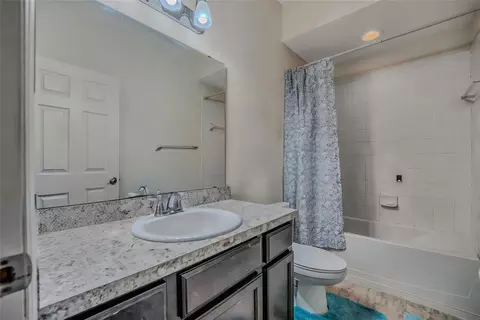 Bath - 11563 SW 61st Ct, Ocala, FL 34476 photo 4 of 4