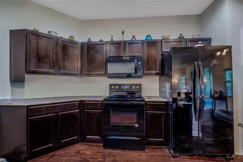 Kitchen - 11563 SW 61st Ct, Ocala, FL 34476 photo 3 of 4