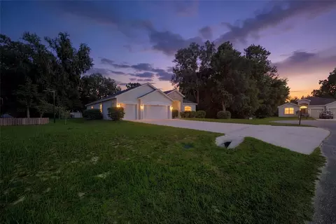 Exterior - 11563 SW 61st Ct, Ocala, FL 34476 photo 4 of 9