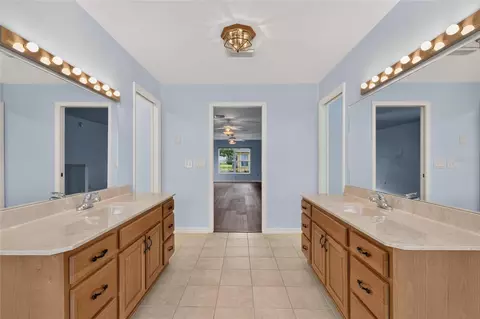 Entry Way - 4647 NE 15th St, Ocala, FL 34470 photo 1 of 3